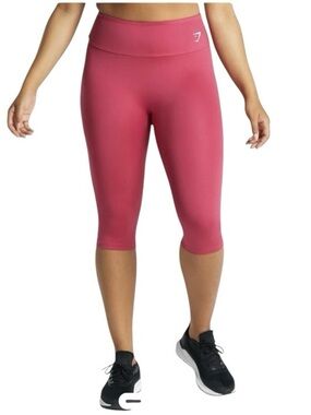 Gymshark Leggings Women’s Pink High Rise Capri Athletic Yoga Workout